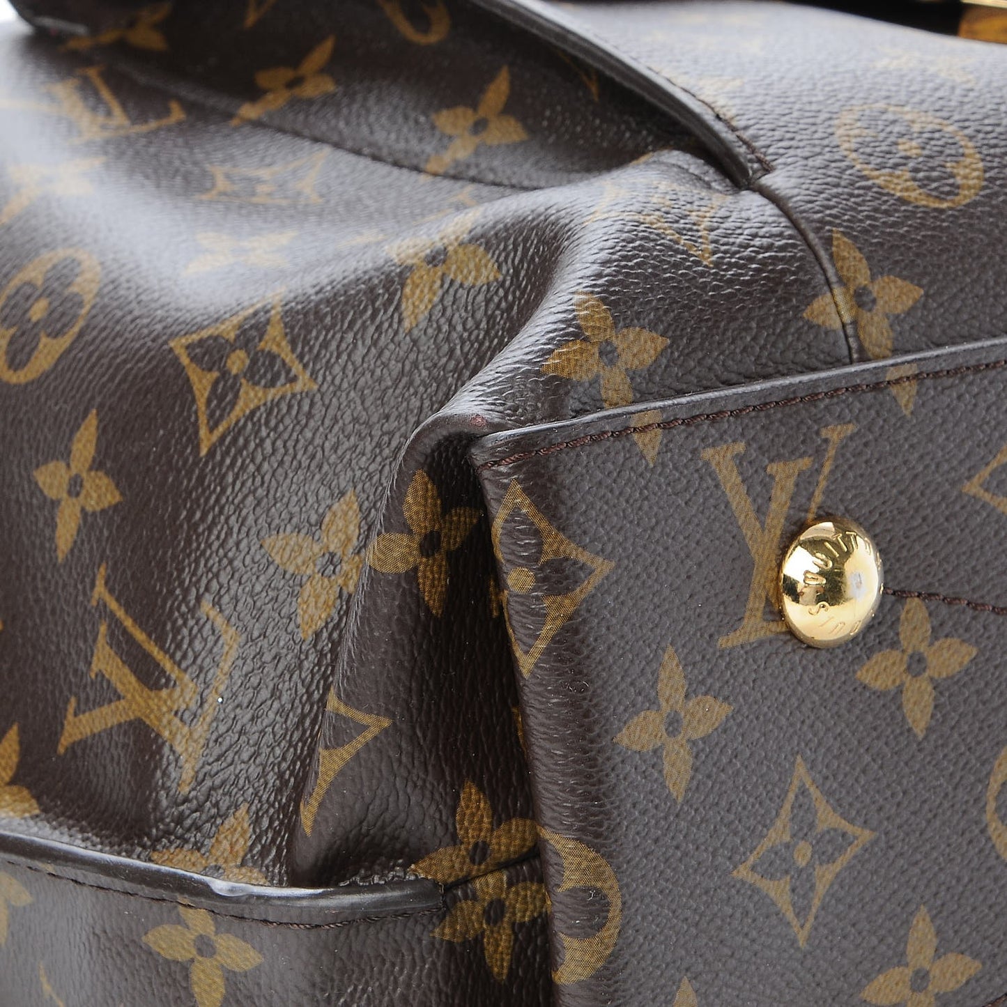 Monogram Metis