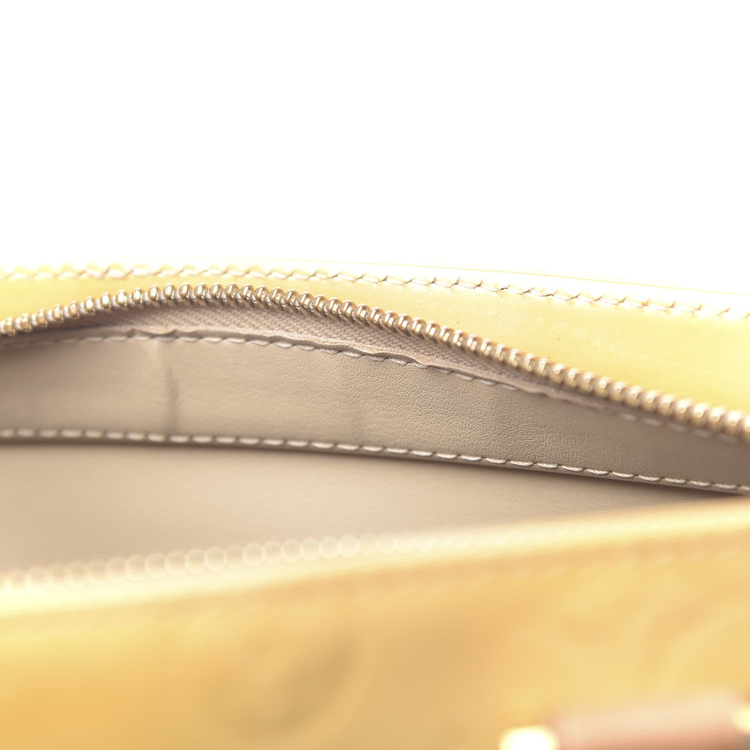 Louis Vuitton Vernis Houston Beige 7 of 11