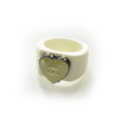 Chanel Resin Pearl CC Heart Ring 7 2 of 5