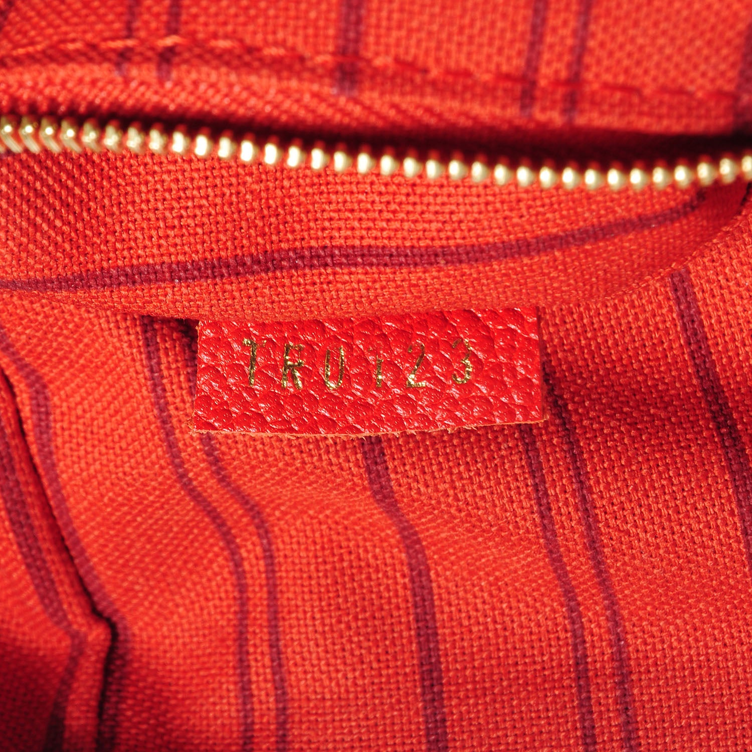Louis Vuitton Empreinte Lumineuse PM Orient 8 of 8