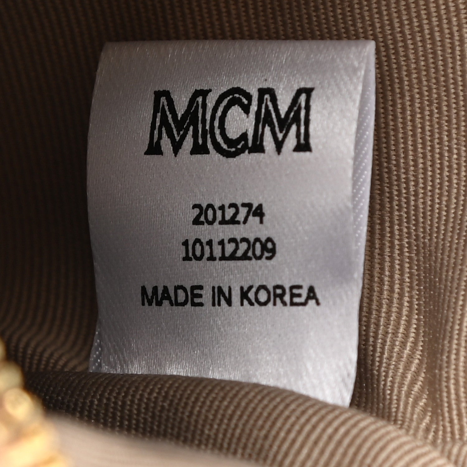MCM Metallic Visetos Zip Pouch Gold 7 of 8