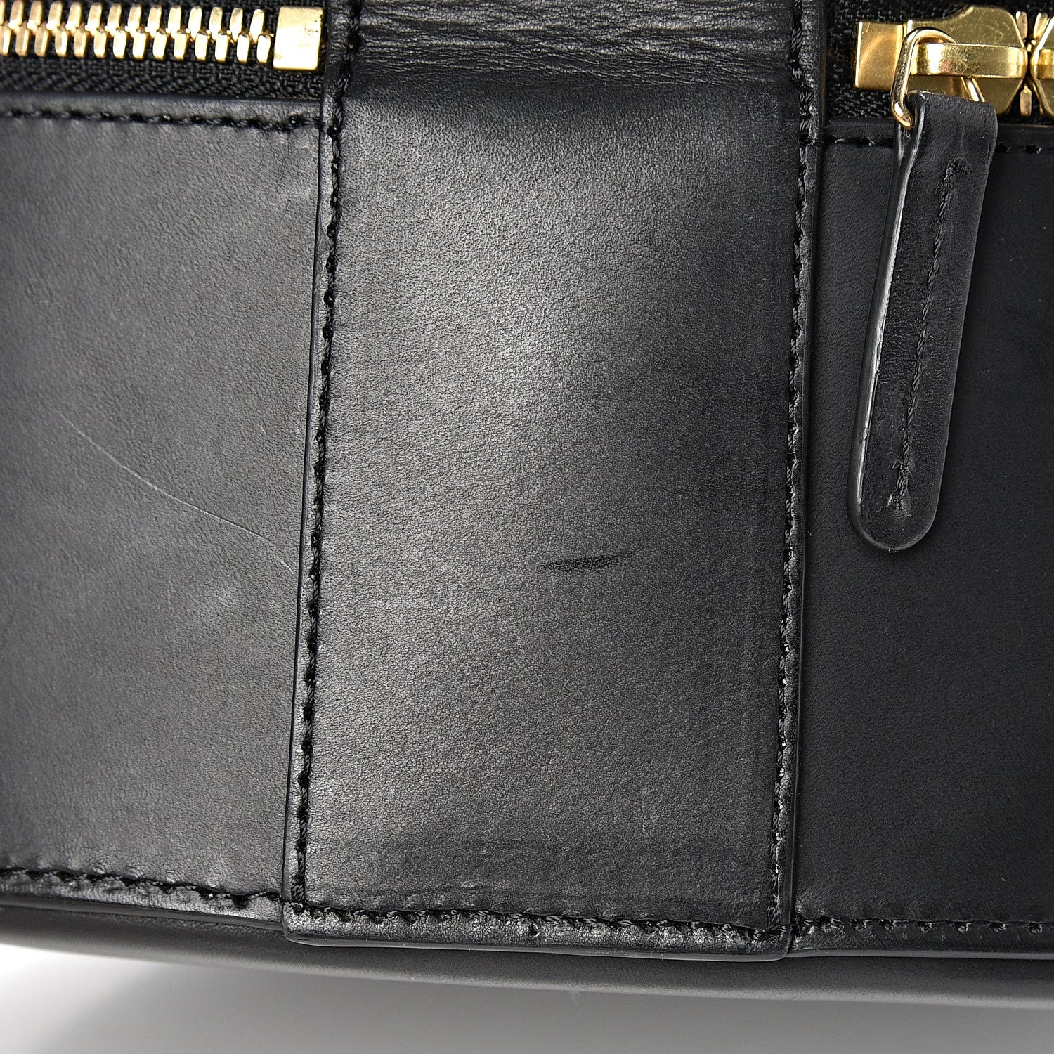 Mansur Gavriel Vegetable Tanned Train Case Black 13 of 16