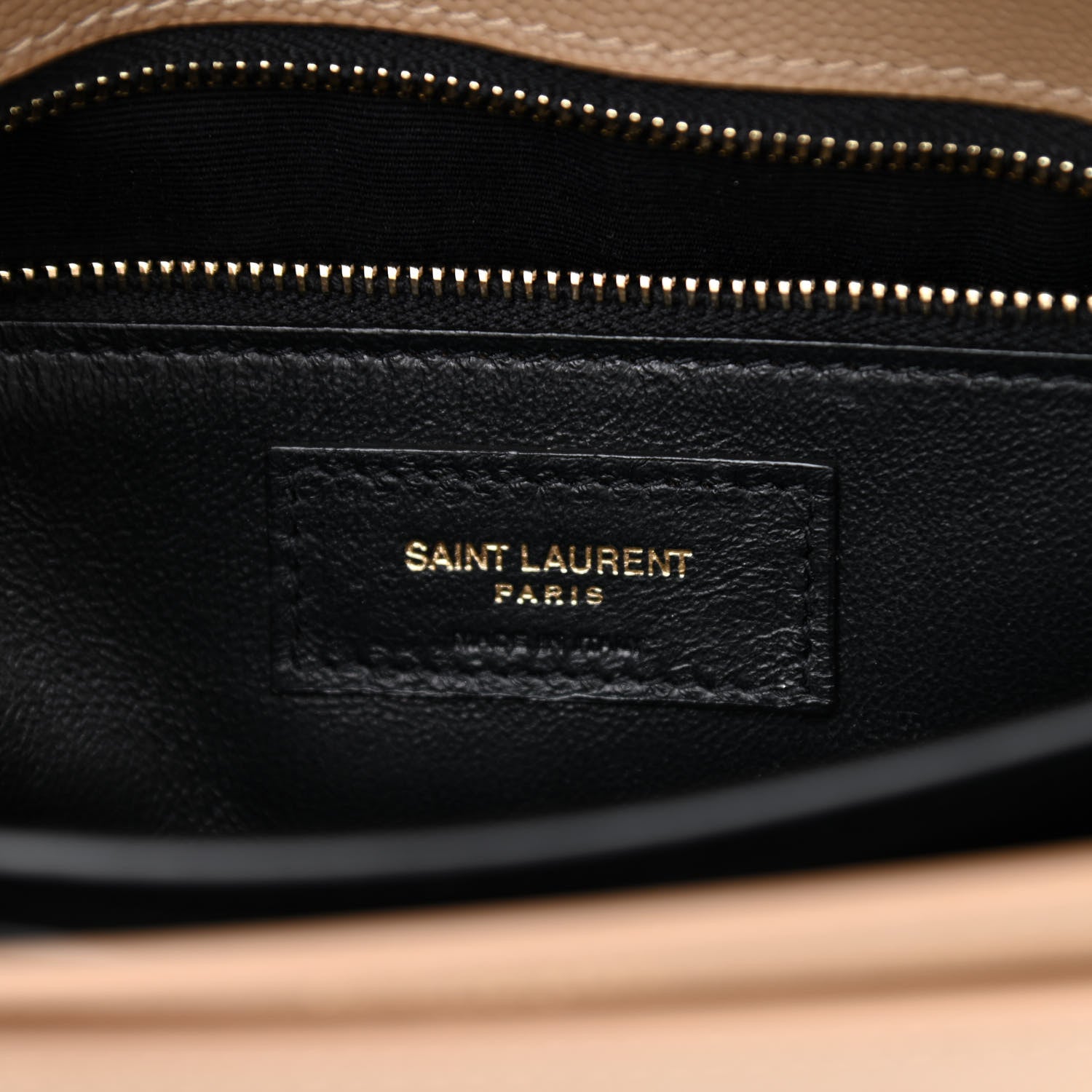 Saint Laurent Grain De Poudre Monogram Cassandra Clasp Bag Latte 7 of 9