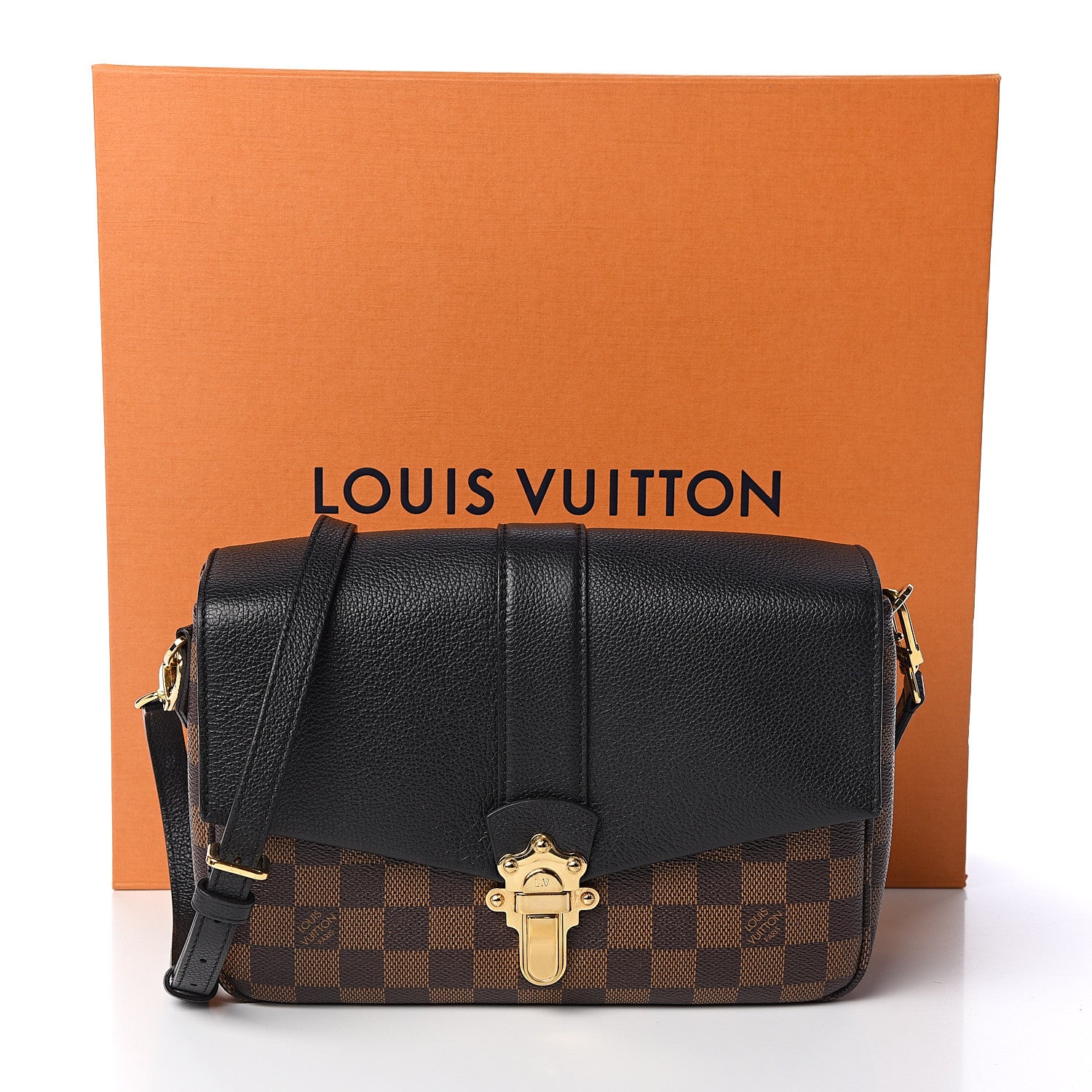 Louis Vuitton Damier Ebene Clapton Black 10 of 10