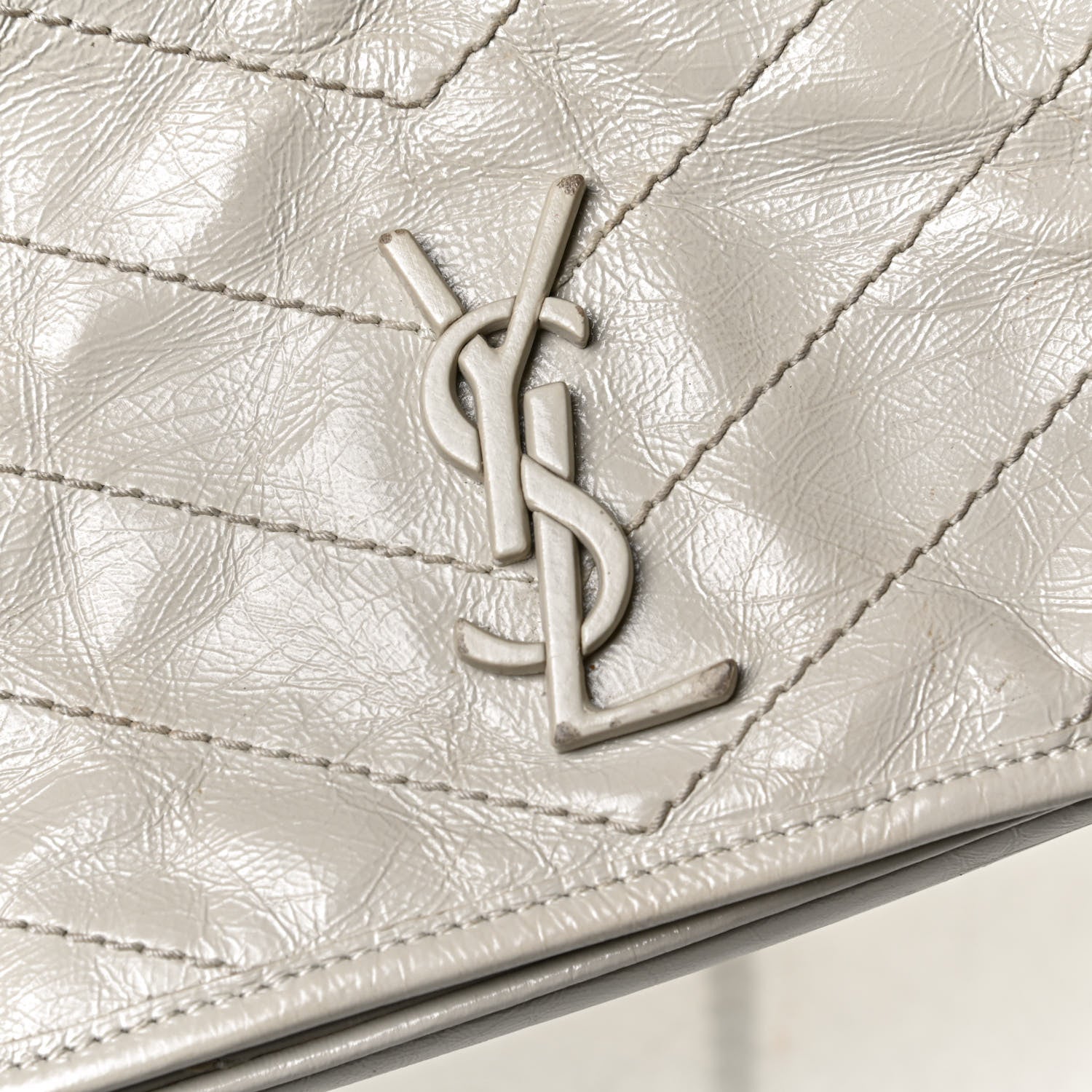 Saint Laurent Crinkled Calfskin Matelasse Monogram Niki Chain Wallet Crema Soft 13 of 15
