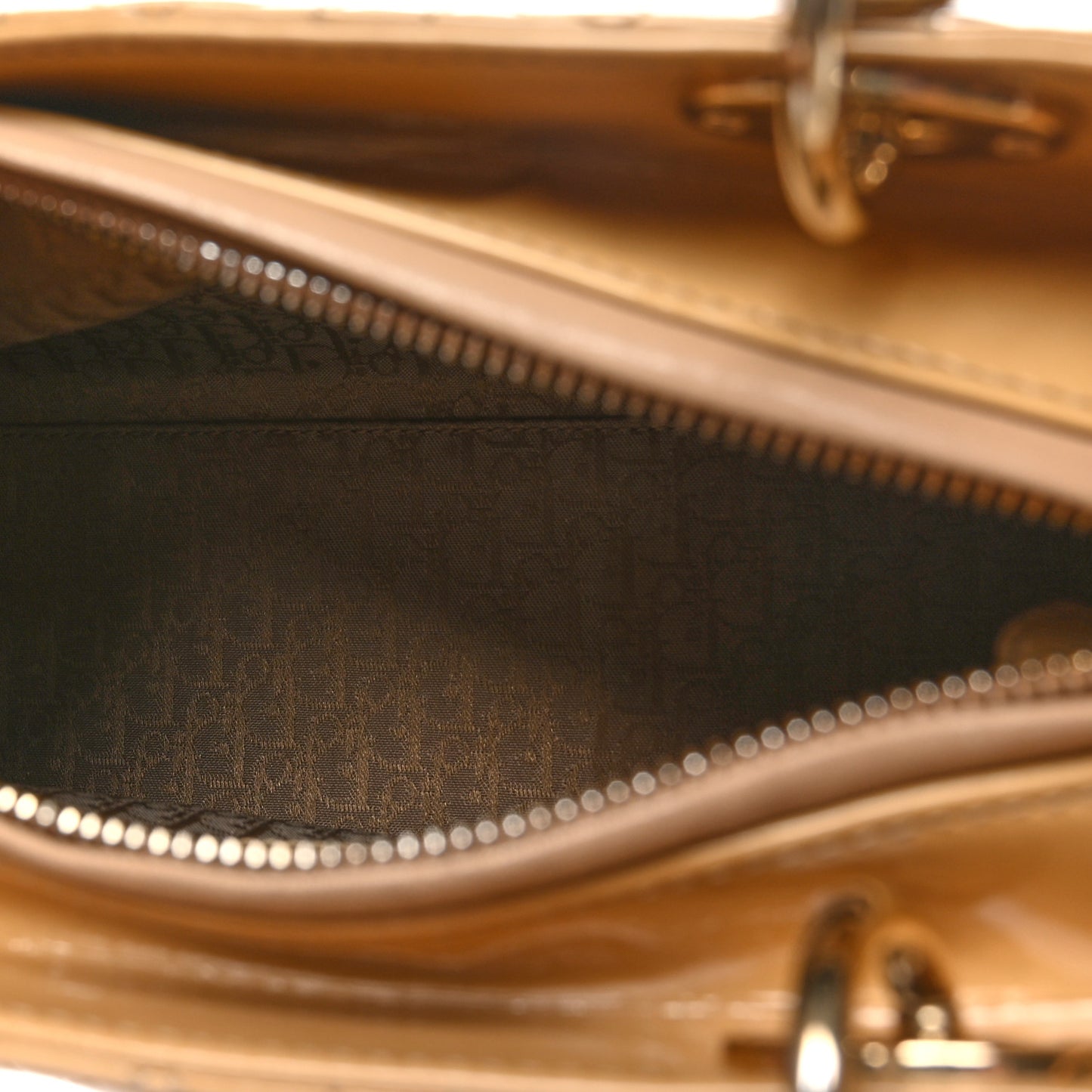 Patent Cannage Medium Lady Dior Beige