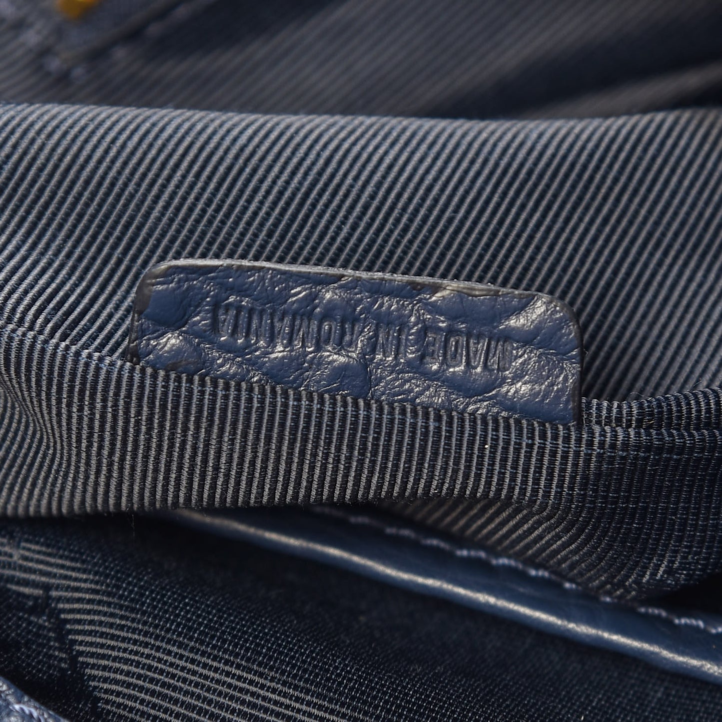 Heritage Grain Check Embossed Medium Dewsbury Tote Blue Carbon