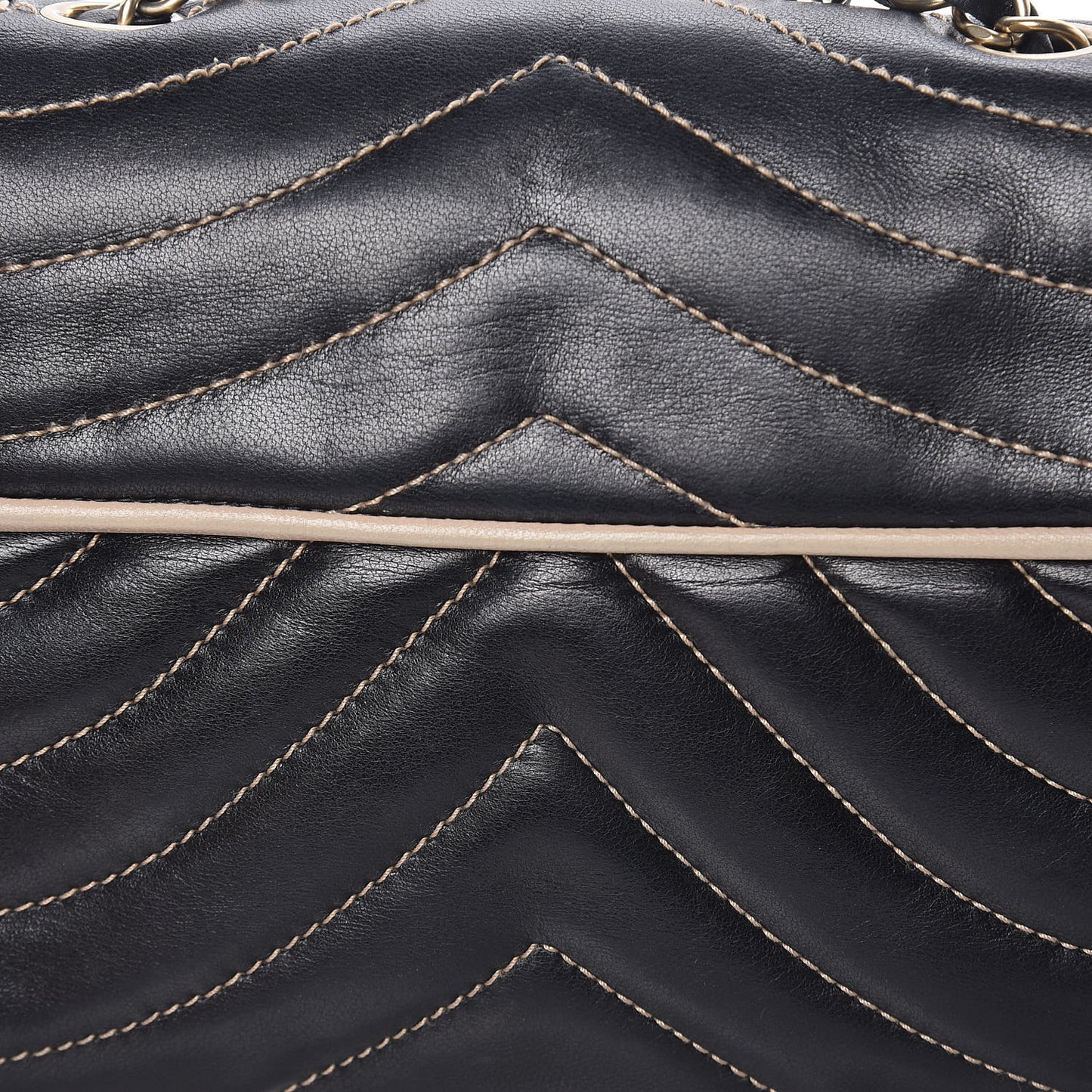 Lambskin Chevron Small Single Flap Bag Black Beige
