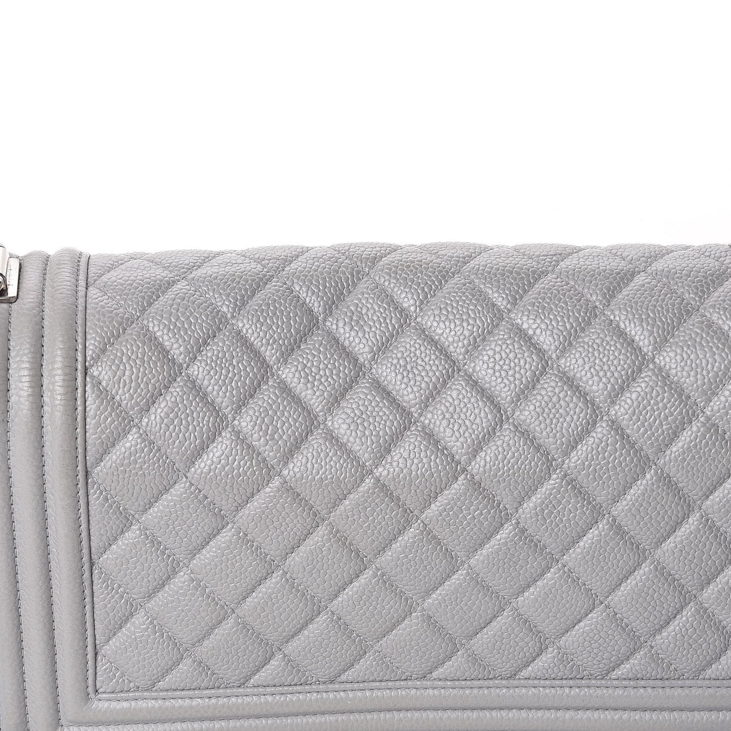 Iridescent Caviar Quilted Medium Boy Flap Light Grey