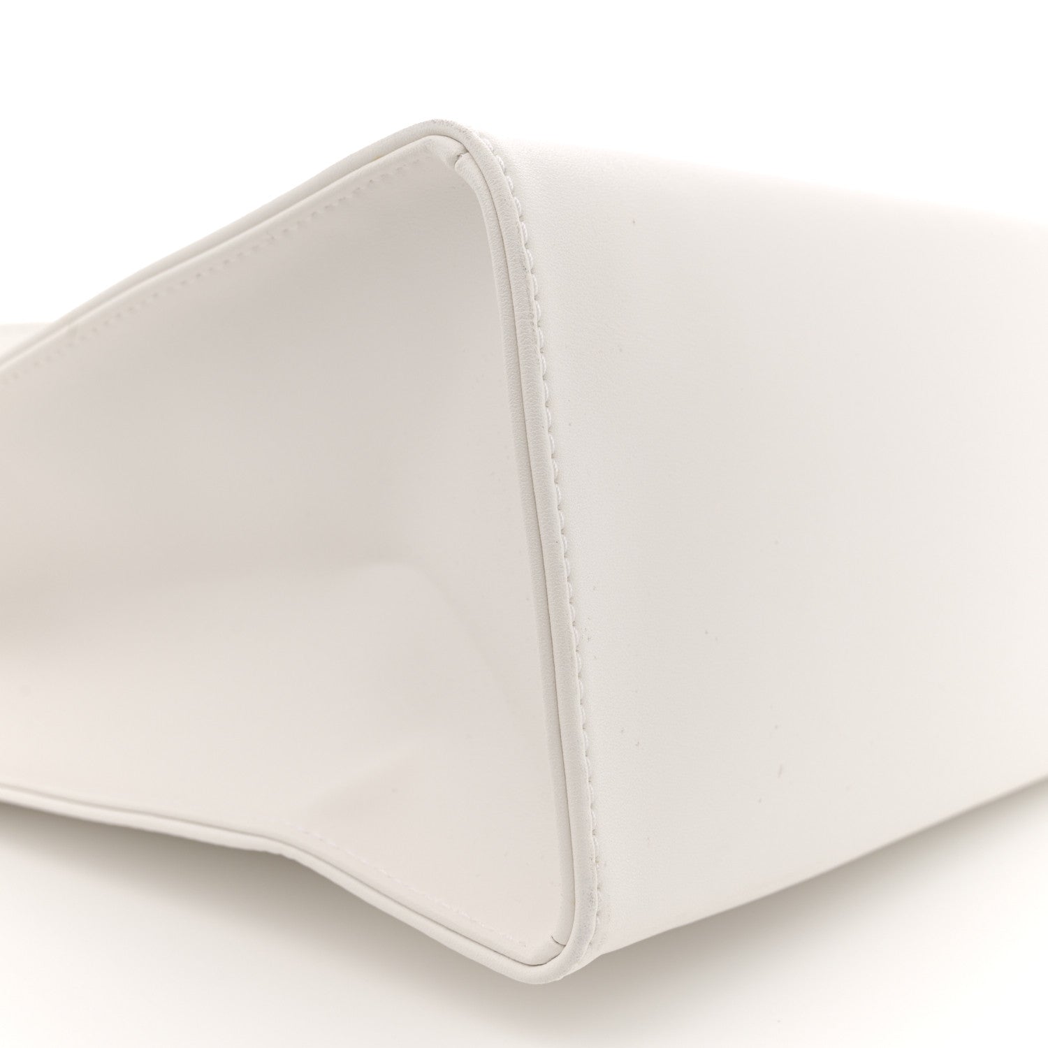 Telfar Vegan Leather Medium Shopping Bag White 1599406 – FASHIONPHILE