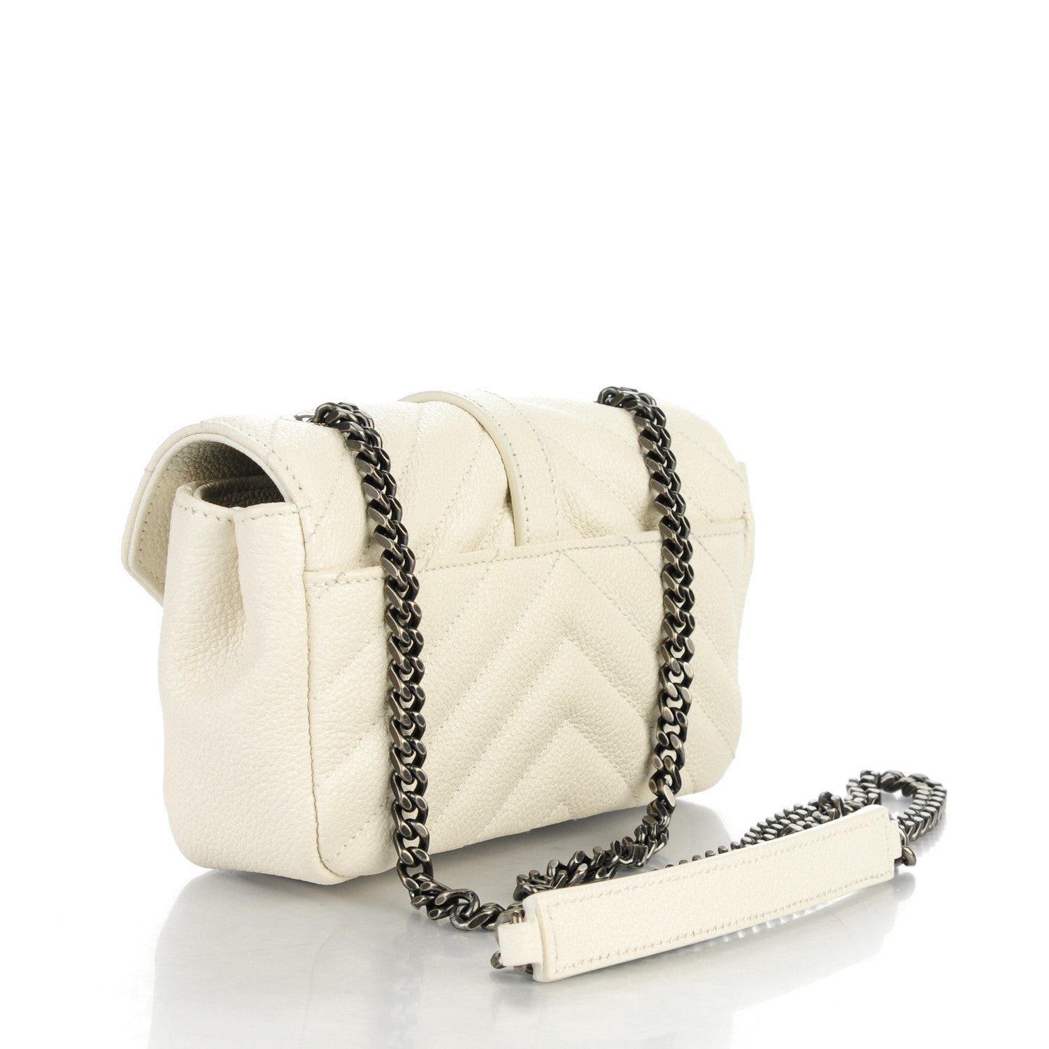 Saint Laurent Grained Calfskin Matelasse Chevron Monogram Classic Baby Chain Bag Porcellana 3 of 8