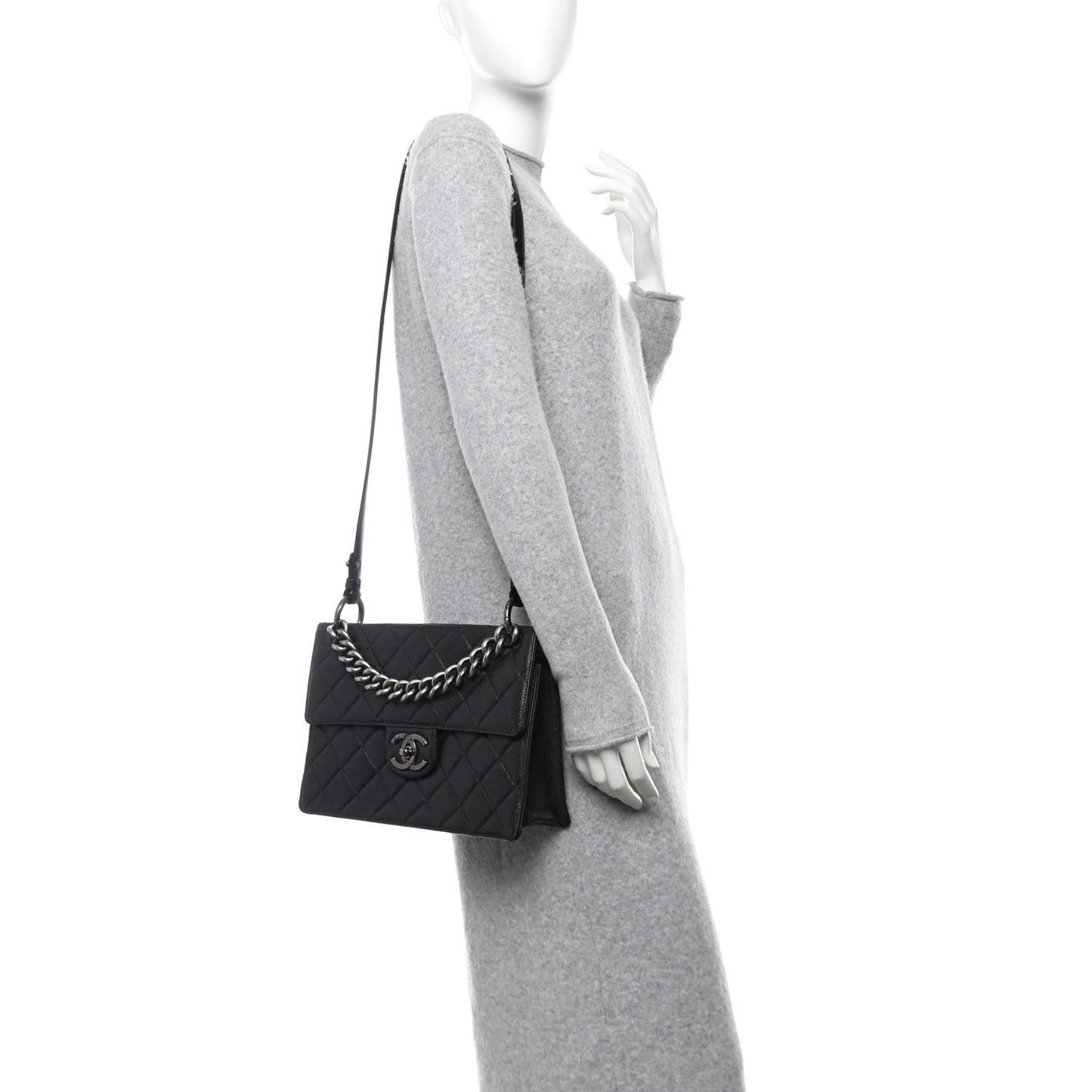 Caviar Quilted Large Retro Class Flap Black