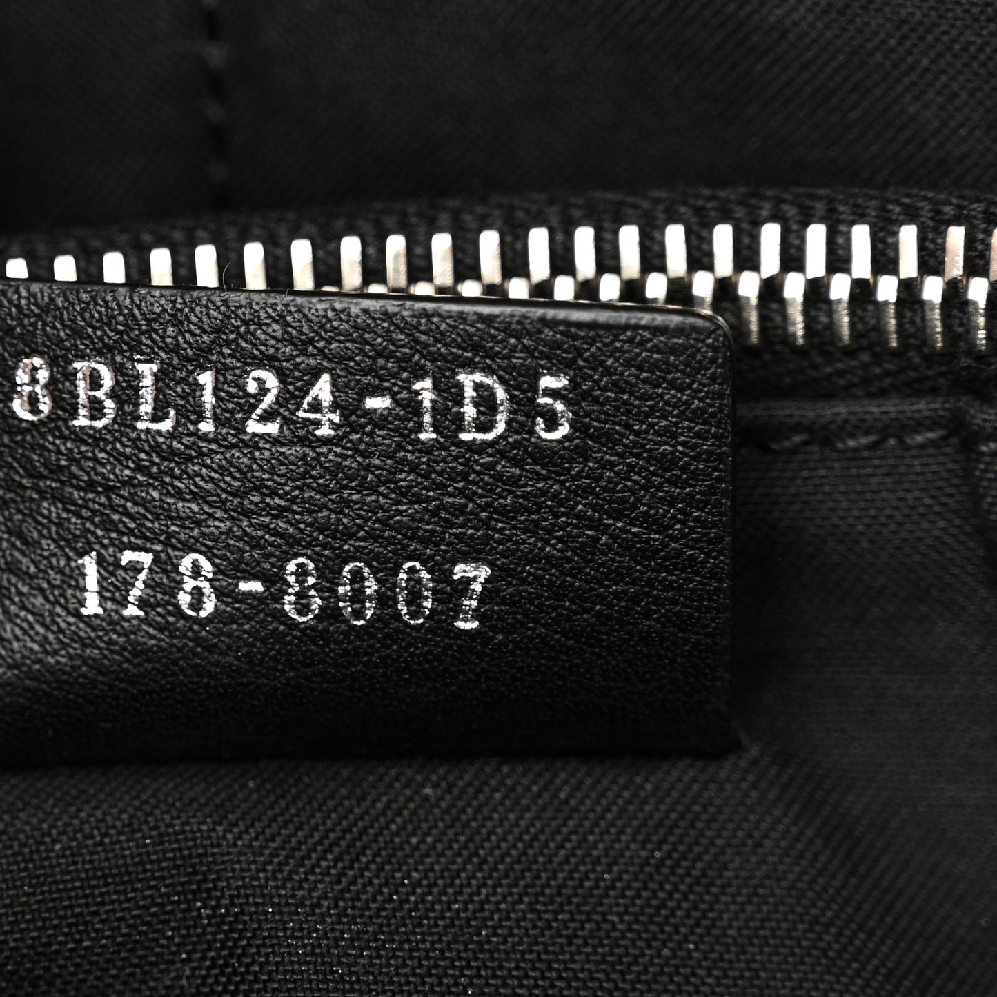 Vitello Dolce Marmol Medium By The Way Boston Bag Black
