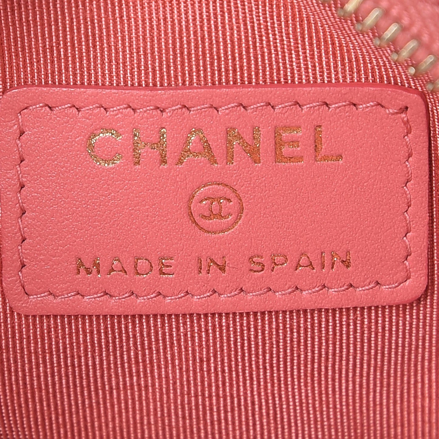 Caviar Quilted Zip Around Classic Coin Purse Pink