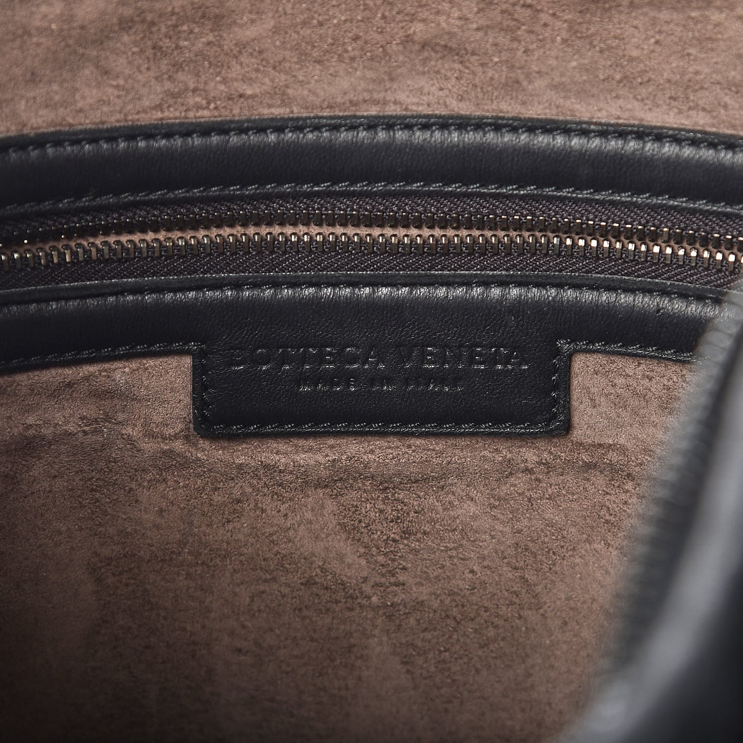 Nappa Intrecciato Large Veneta Hobo Black