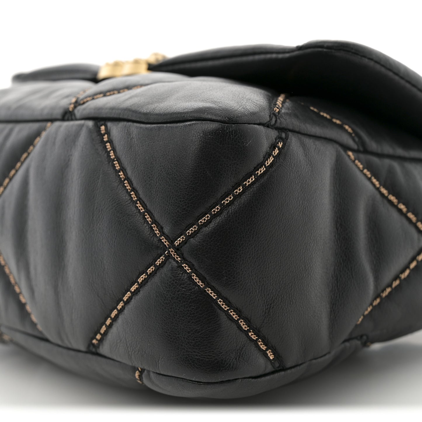 Lambskin Chain Quilted Medium Chanel 19 Flap Black