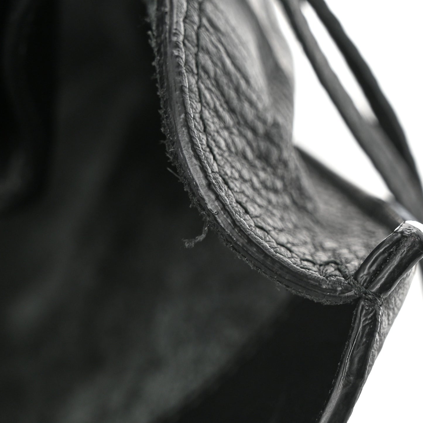 Veau Papier B4 Zip Around Tote Black