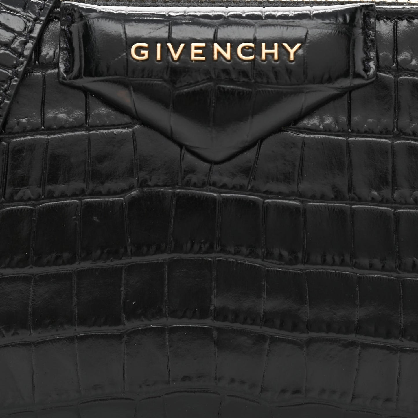 Calfskin Crocodile Embossed Nano Antigona Black