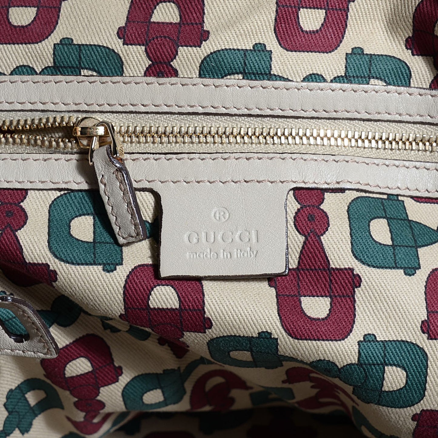 Guccissima Medium Pelham Shoulder Bag Off White