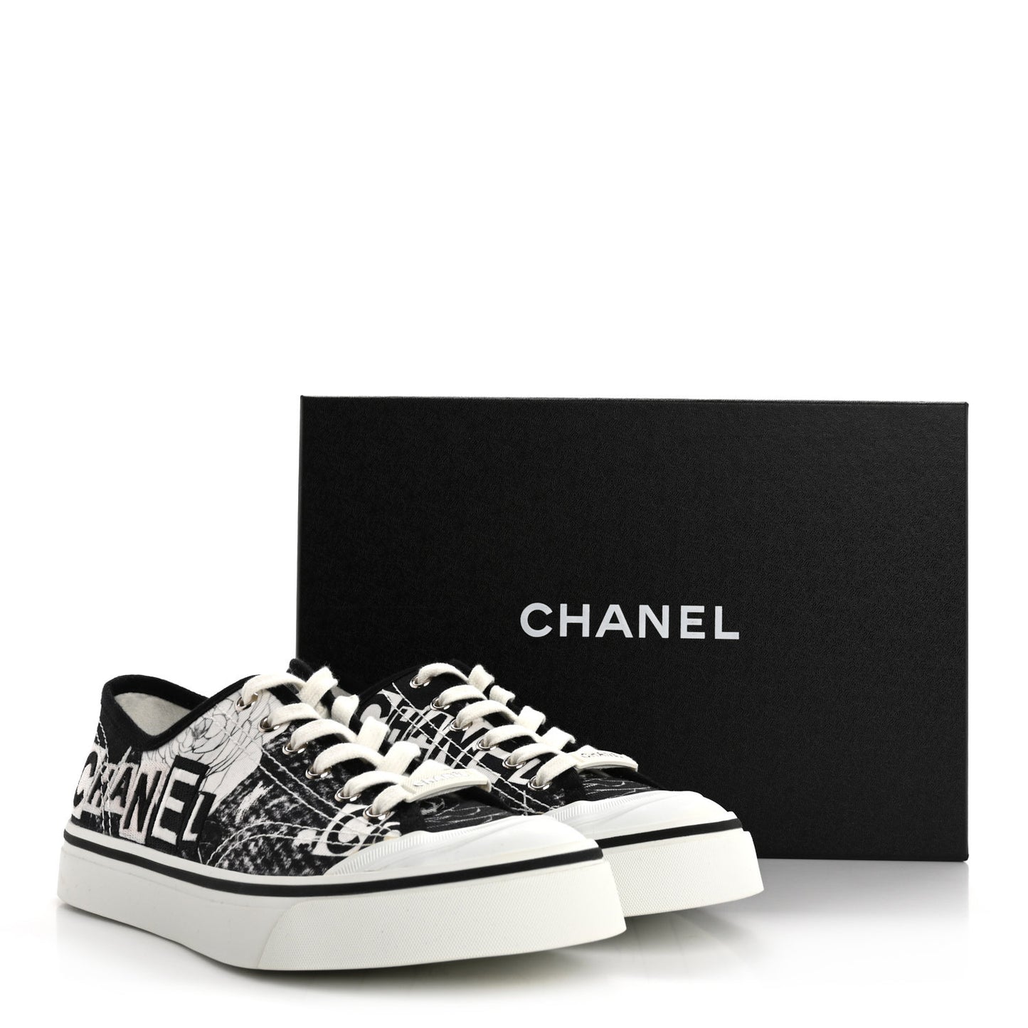 Printed Fabric Low Top Logo Sneakers 38.5 White Black