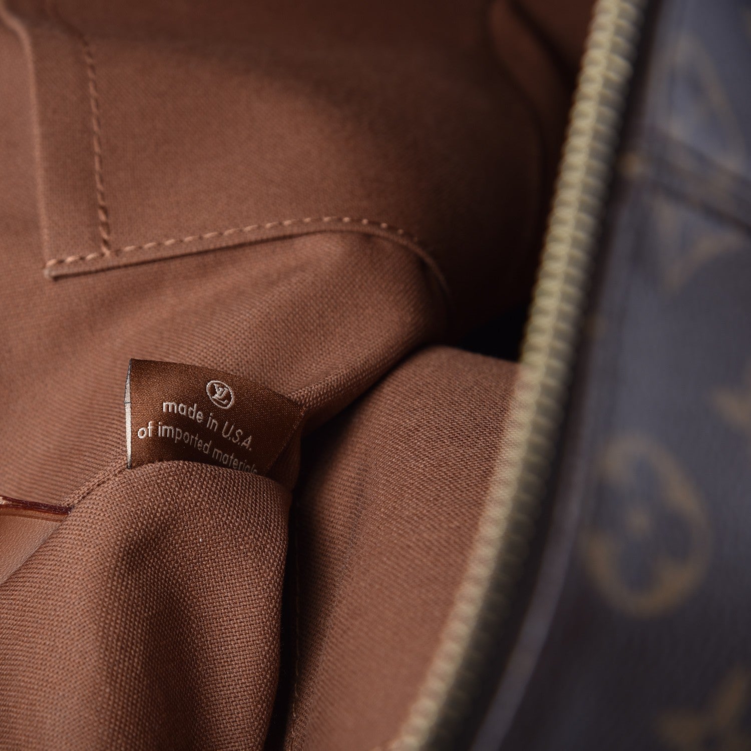 Louis Vuitton Monogram Totally MM 7 of 9