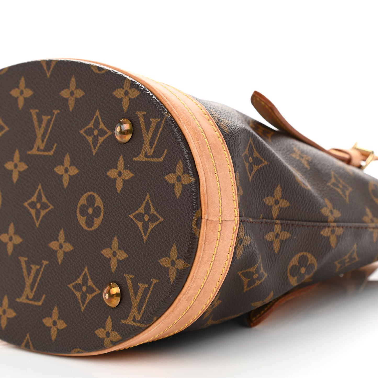 Monogram Petit Bucket 23