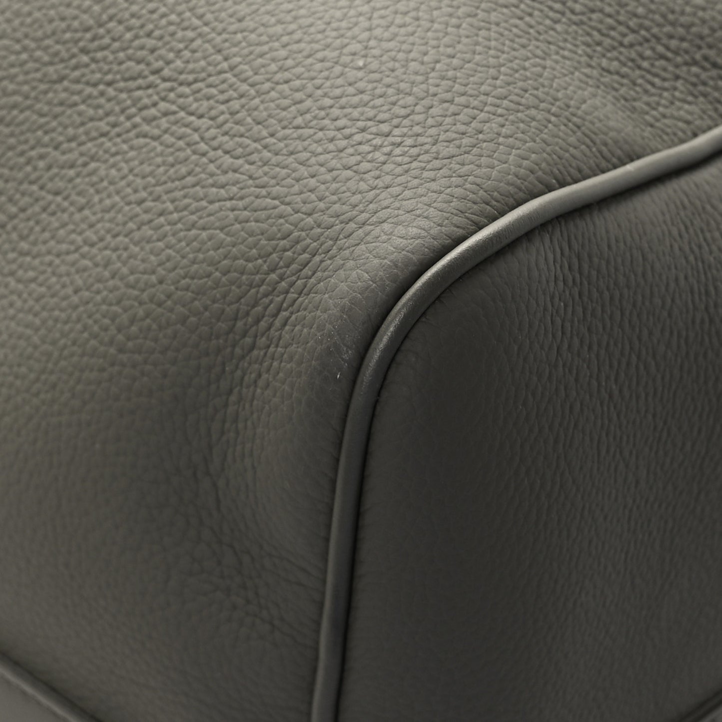 Grained Calfskin Aerogram Keepall Bandouliere 50 Khaki