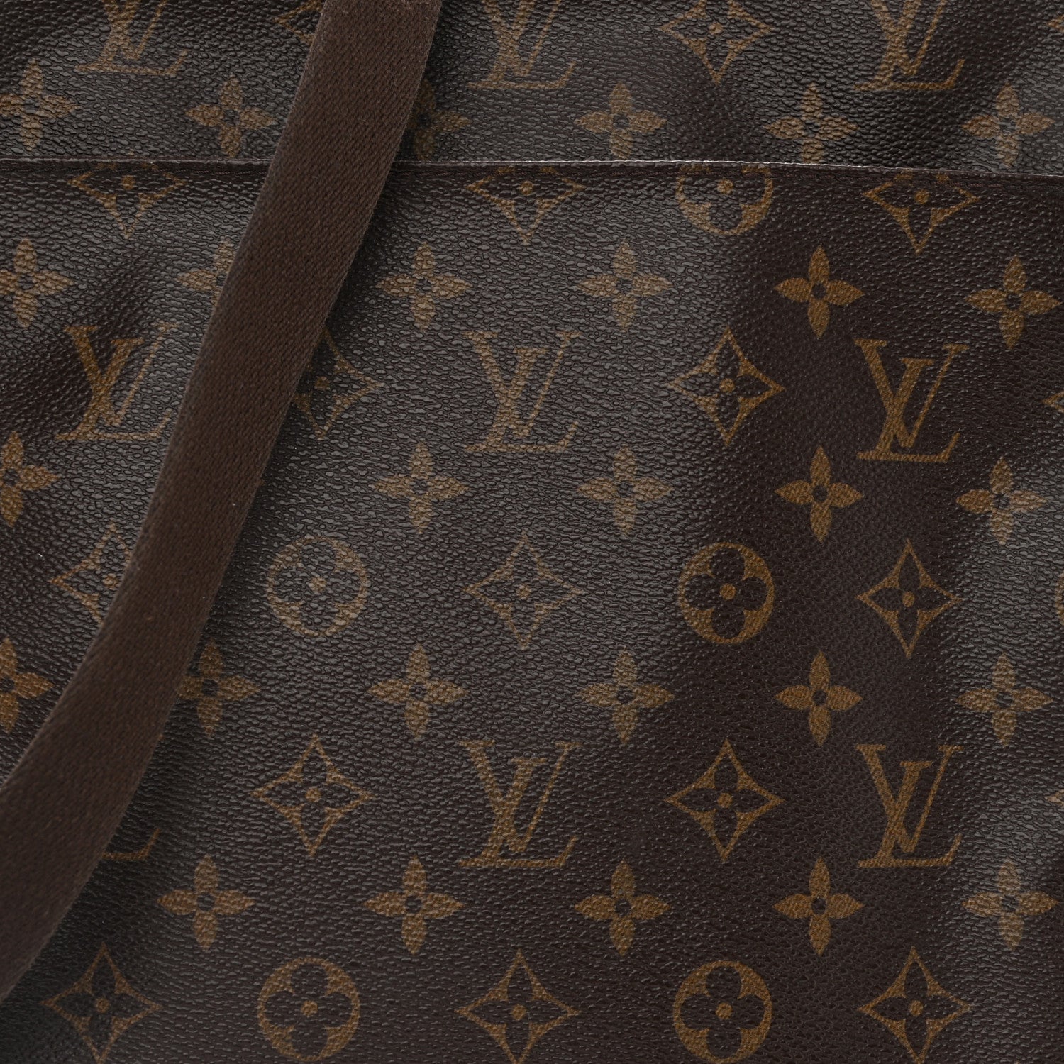 Louis Vuitton Monogram Trotteur Beaubourg 9 of 12