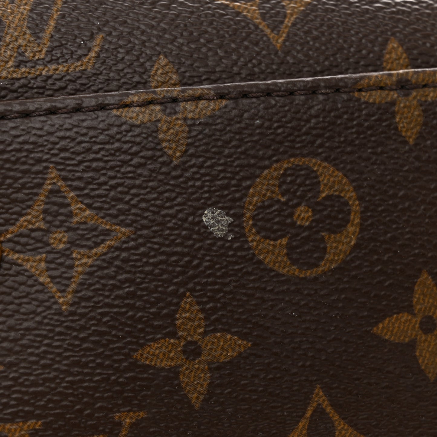 Monogram Gaia Cherry
