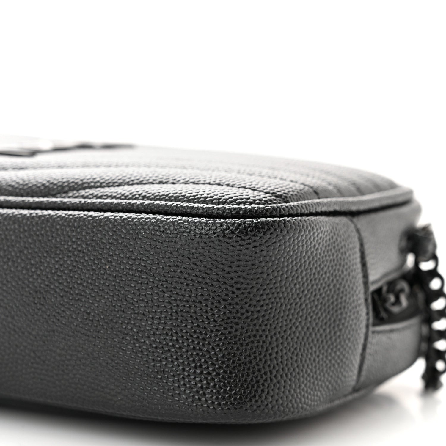 Saint Laurent Grain De Poudre Matelasse Monochrome Monogram Mini Lou Camera Bag Black 10 of 11