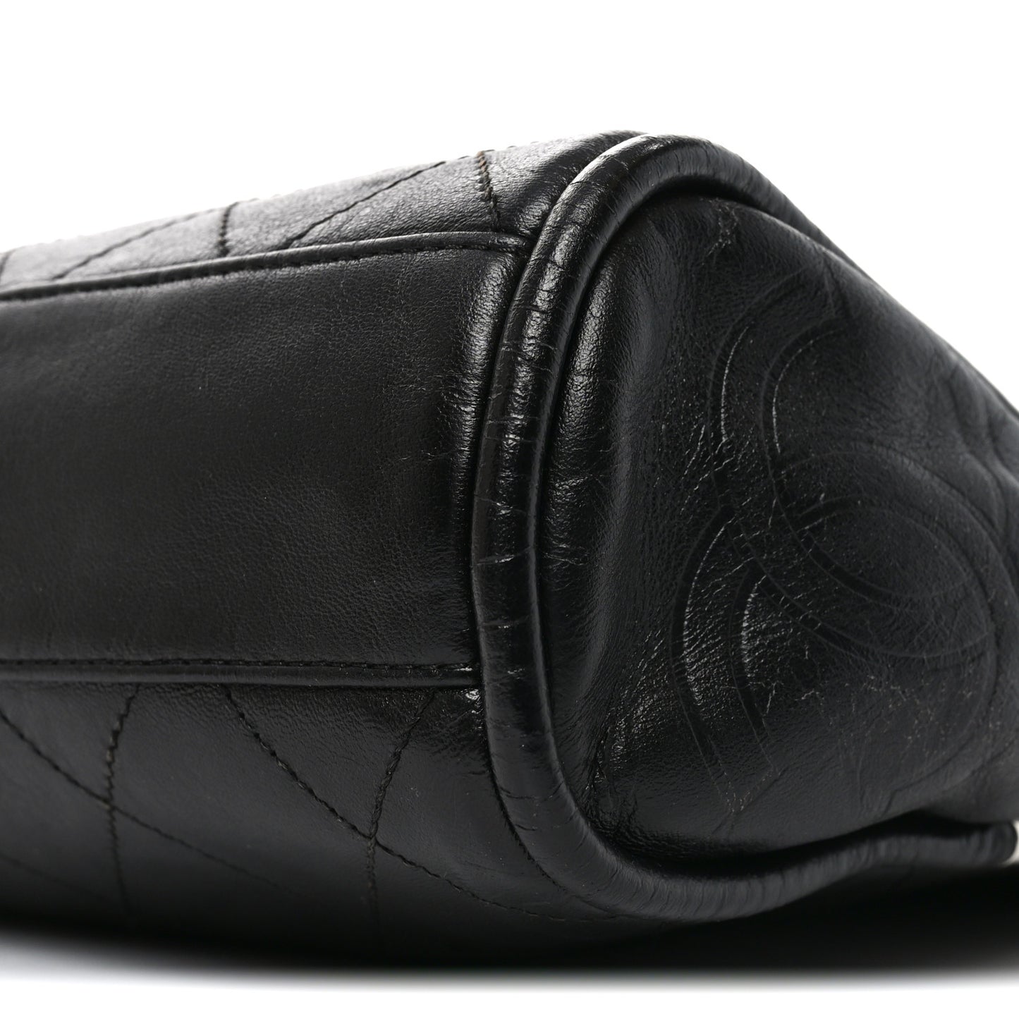 Lambskin Stitched Medium Ultimate Soft Tote Black