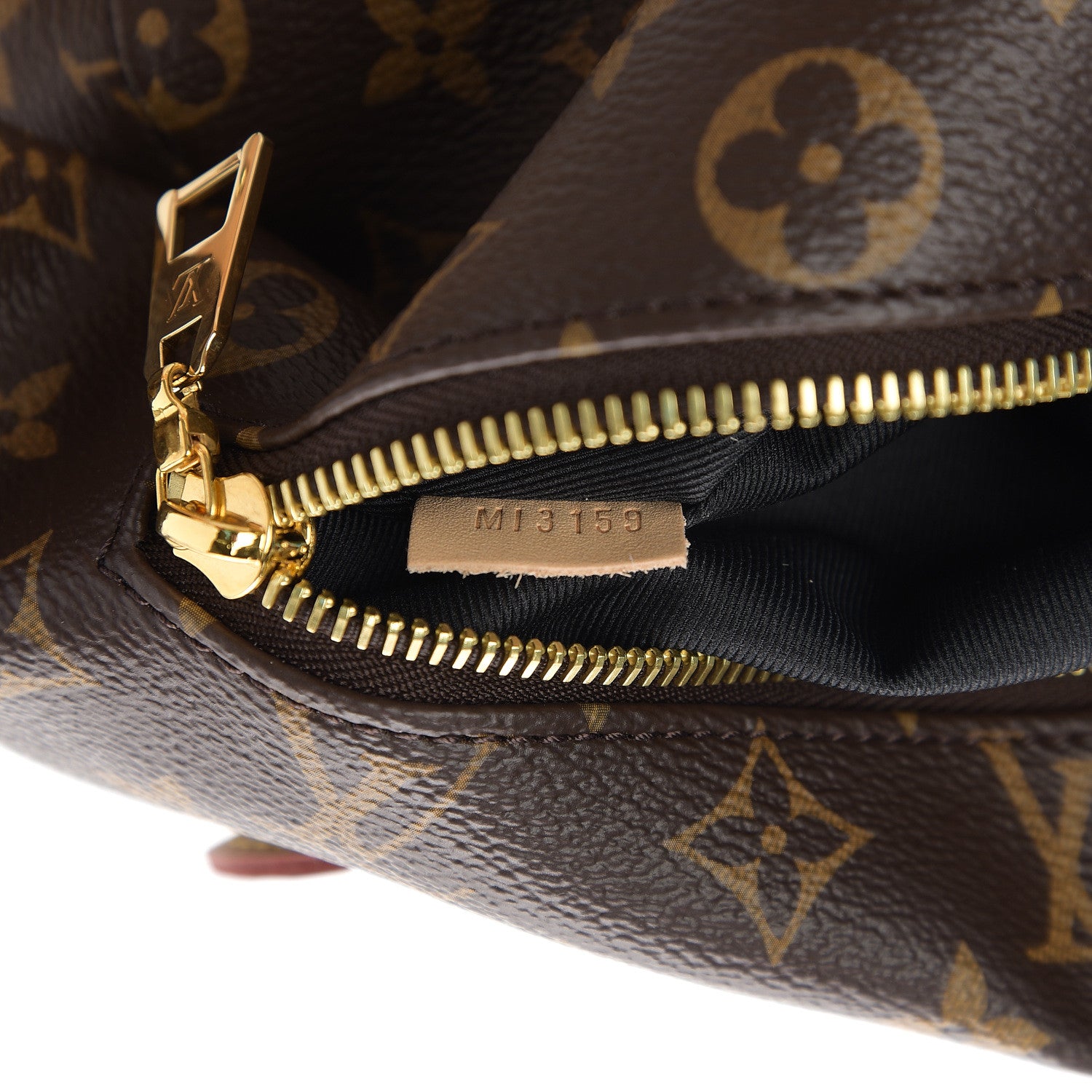 Louis Vuitton Monogram Bumbag 6 of 10