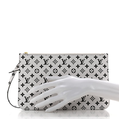 Louis Vuitton Monogram Giant Neverfull MM GM Pochette White 2 of 7