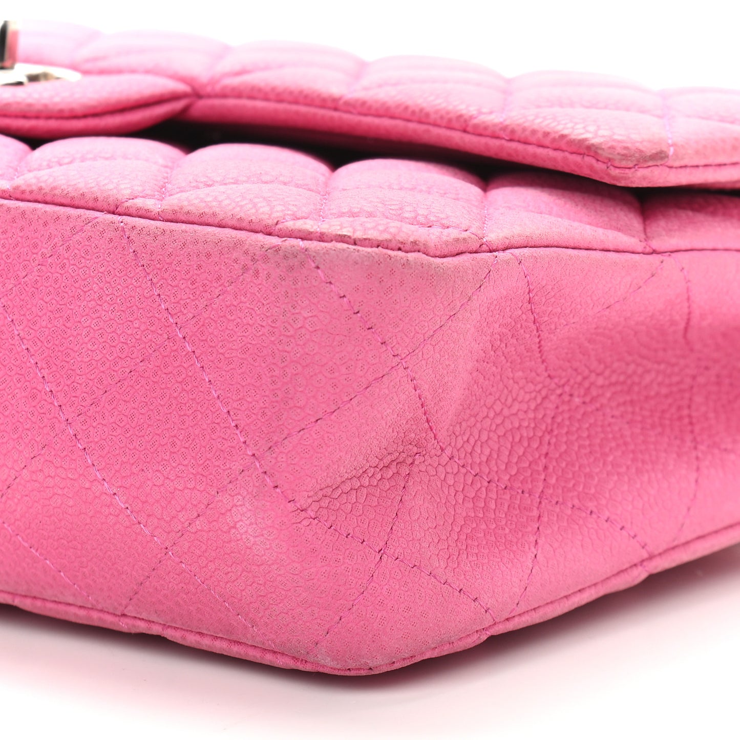 Iridescent Caviar Quilted Medium Double Flap Pink