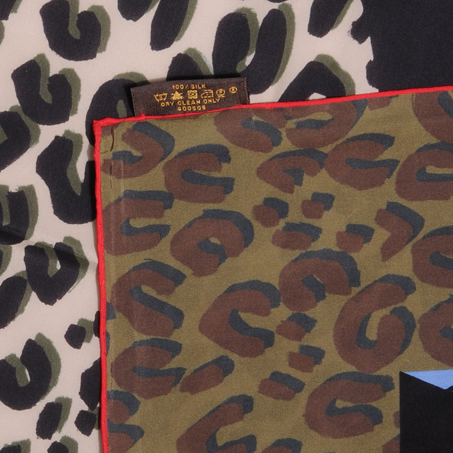 Leopard V Giant Square Stole Scarf Kaki