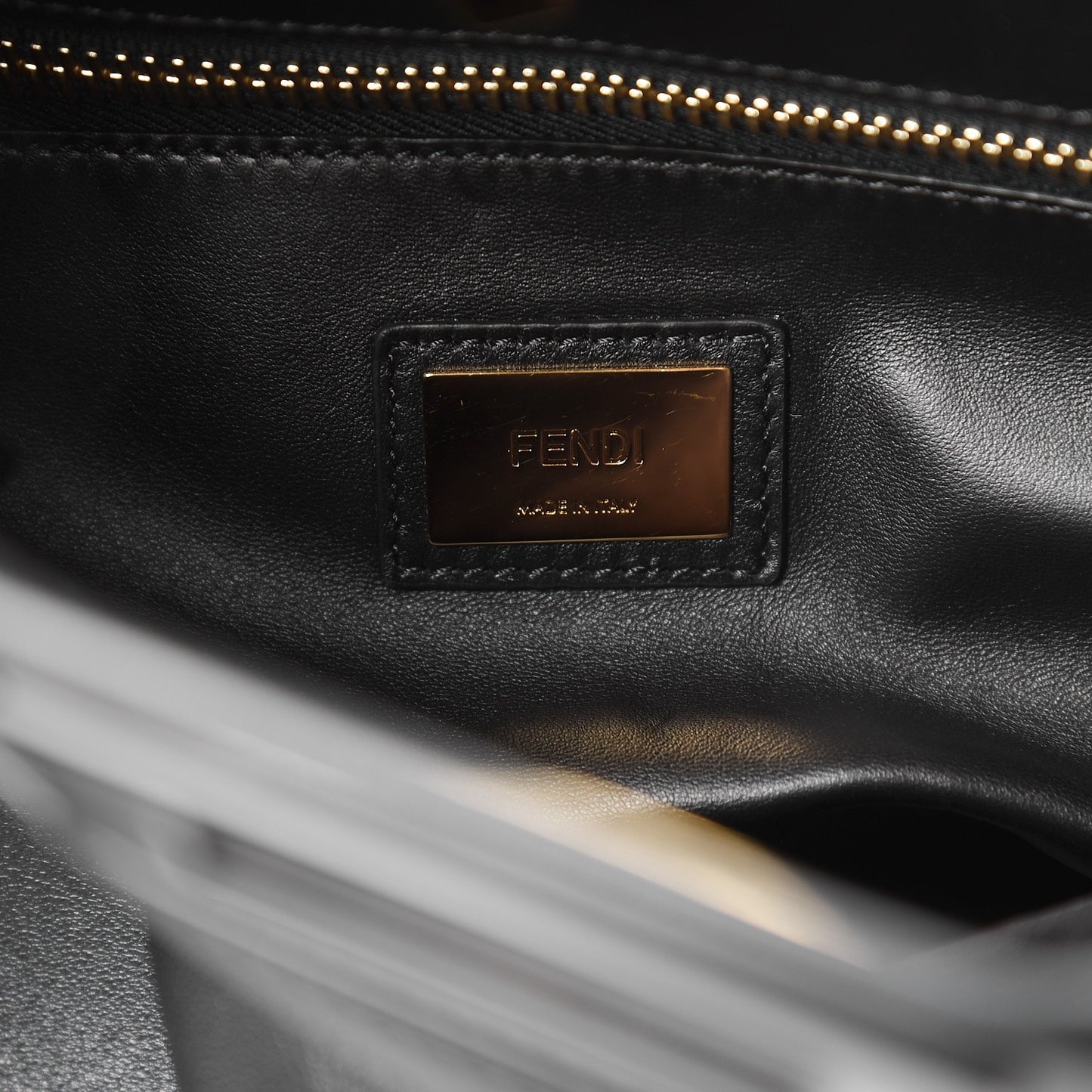 Vitello Seta Shiny Nappa Medium Peekaboo Iconic Satchel Black