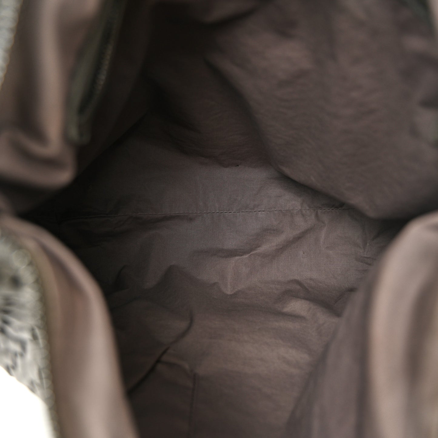 Nappa Intrecciato Hobo Shadow