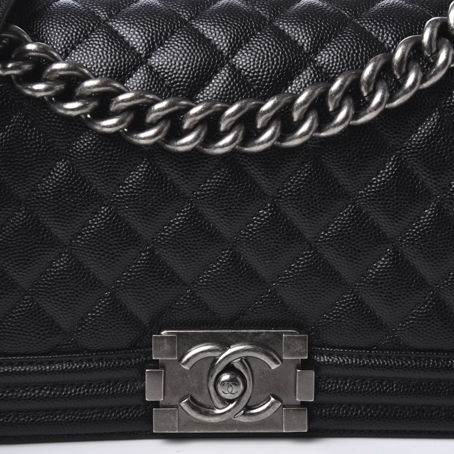 Caviar Quilted Medium Boy Flap Black