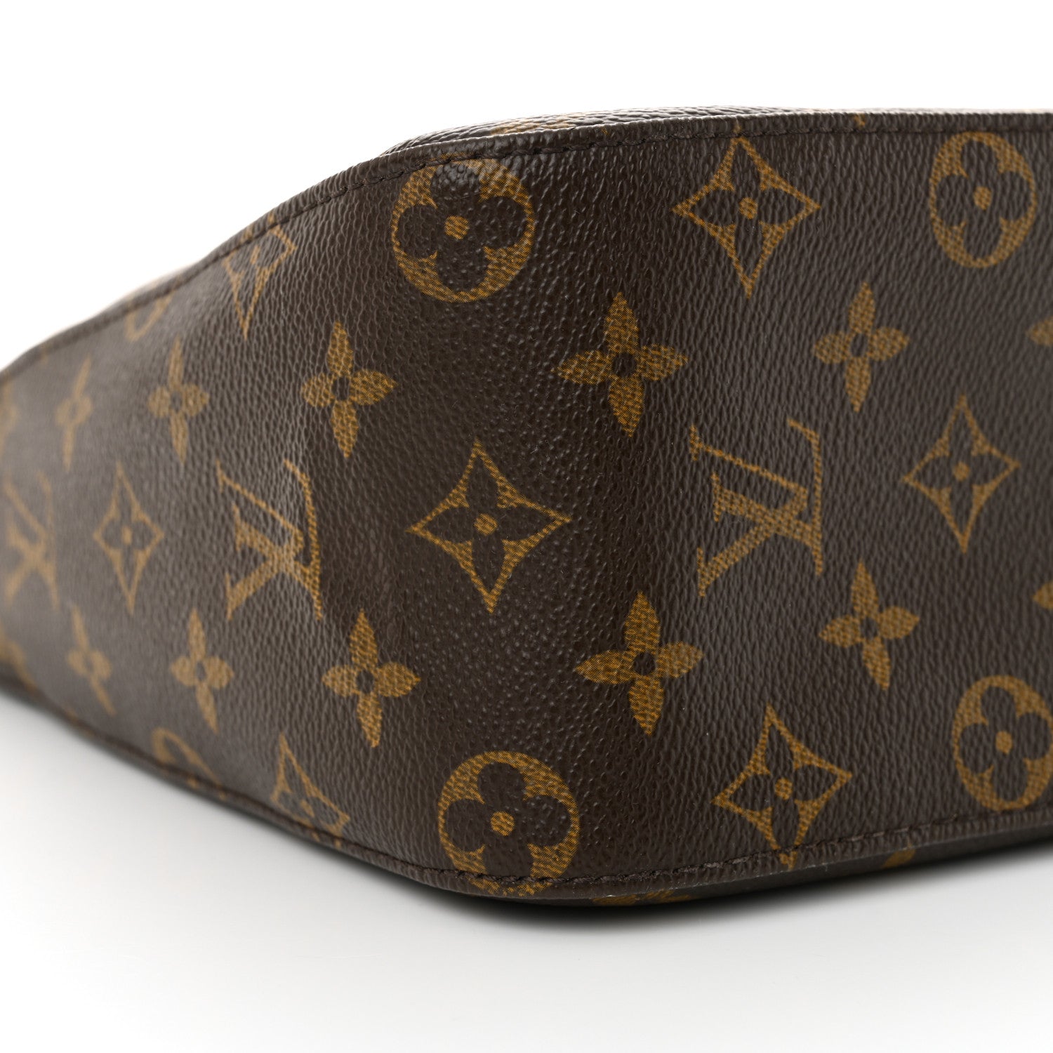 Louis Vuitton Monogram Looping MM 8 of 11