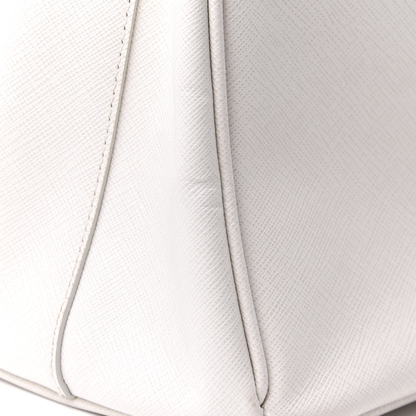 Saffiano Lux Medium Tote Talco