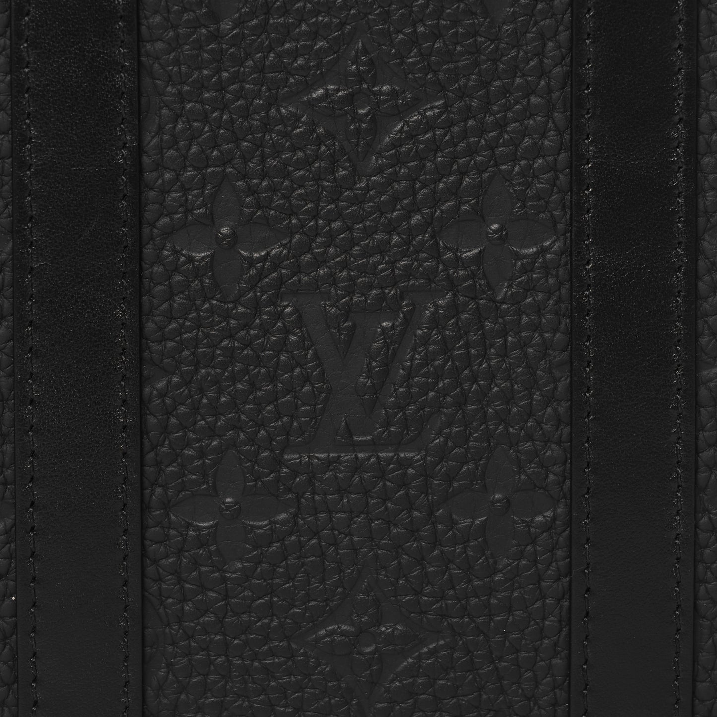 Taurillon Monogram Soft Trunk Wallet Black