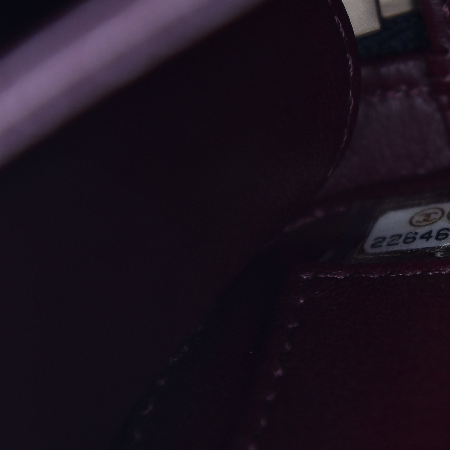 Caviar Quilted Small CC Filigree Vanity Case Black