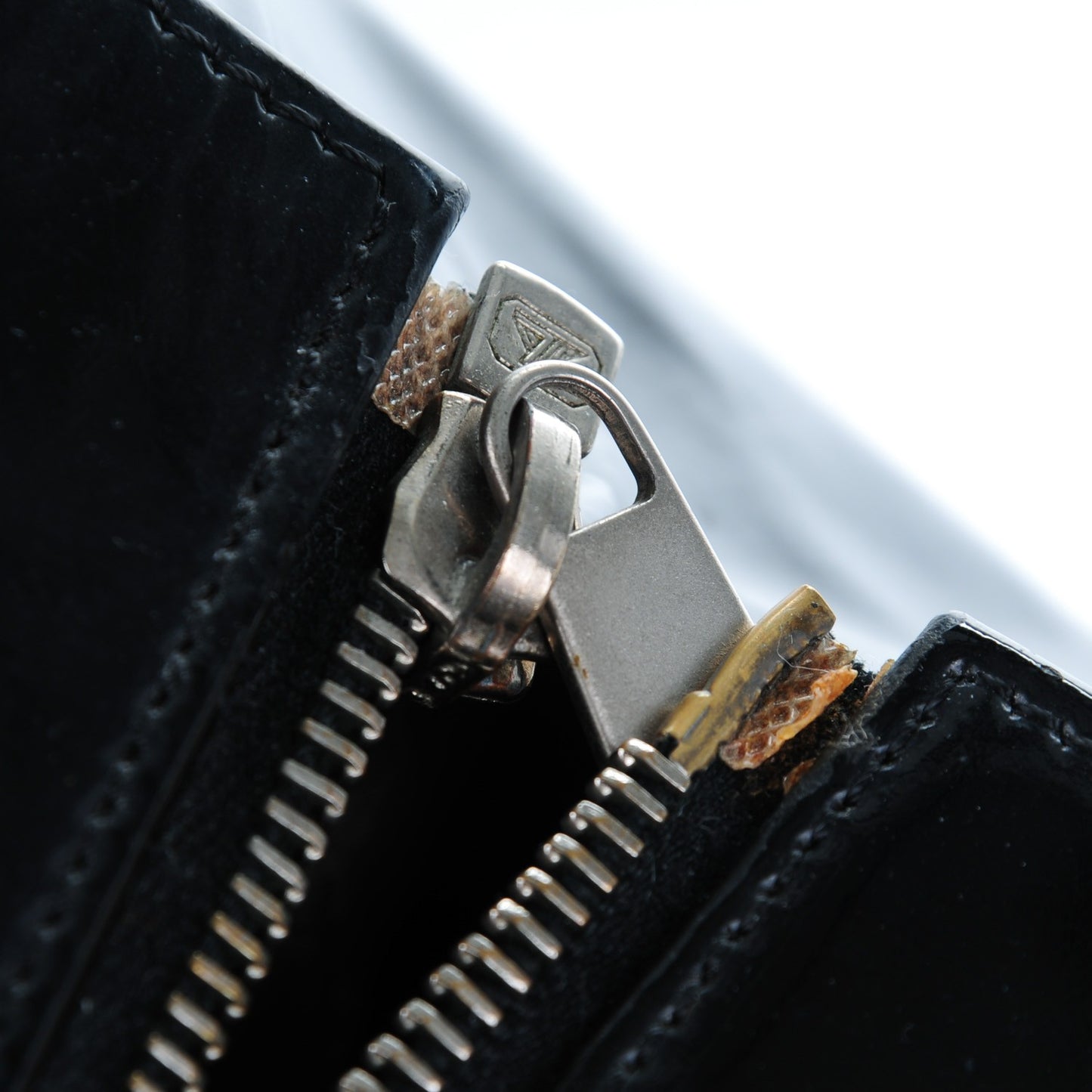 Patent Petit Timeless Shopping Tote PTT Black