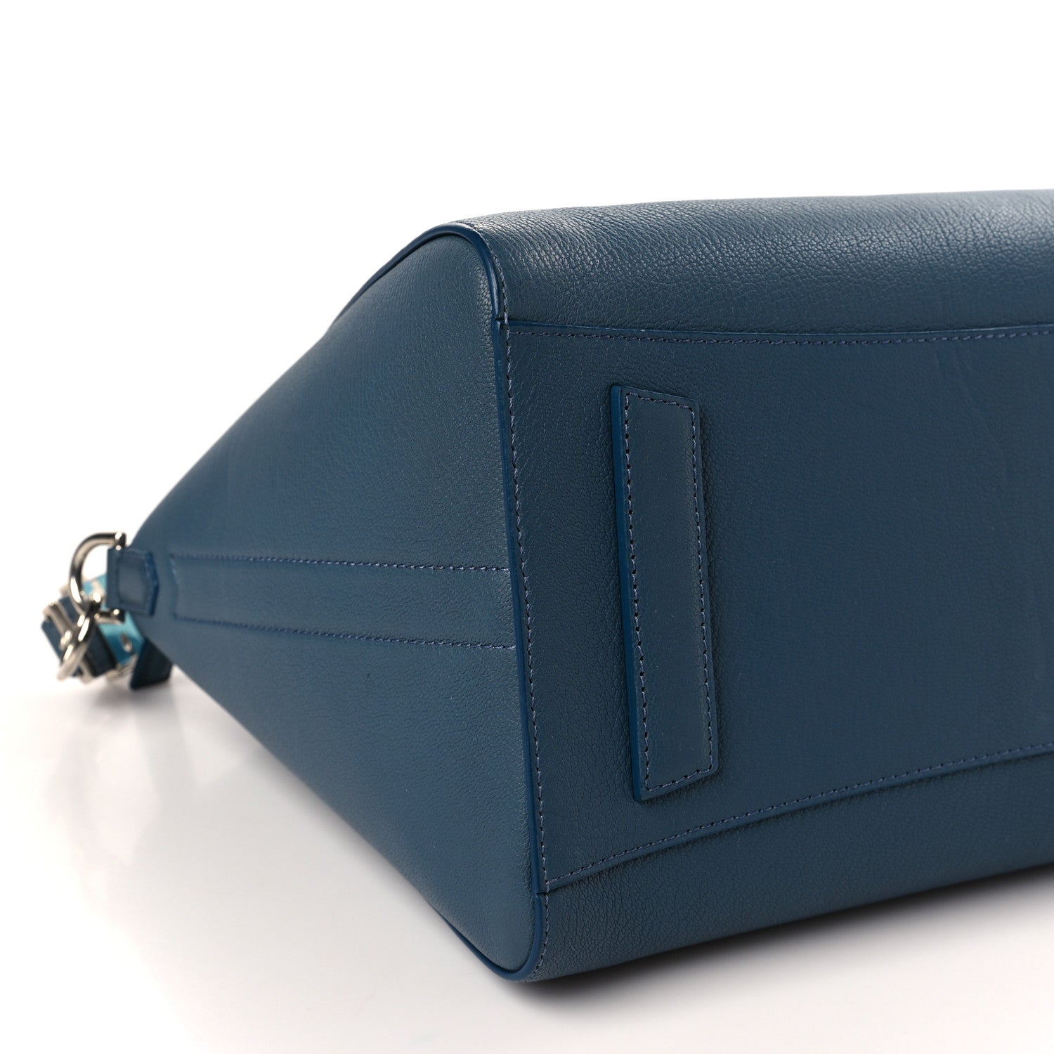Givenchy Sugar Goatskin Medium Antigona Mineral Blue 8 of 9