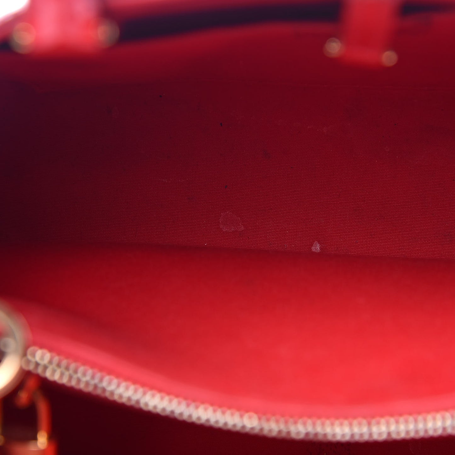Vernis Montaigne MM Cherry