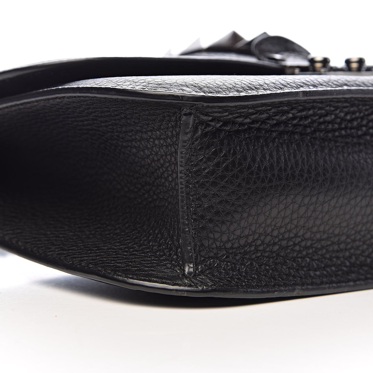 Pebbled Calfskin Medium Glam Lock Rockstud Flap Black