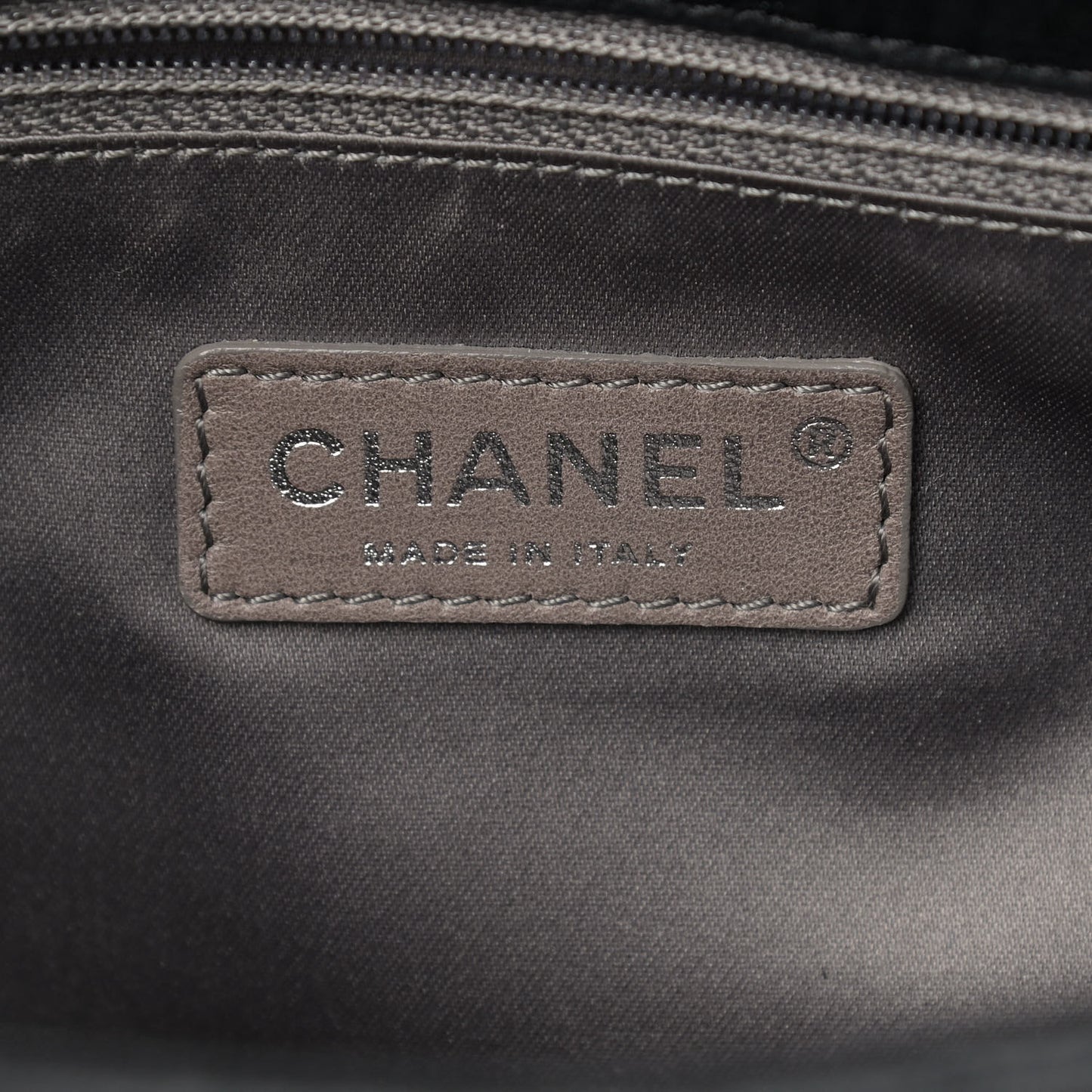 Coated Canvas Quilted Le Marais Flap Black