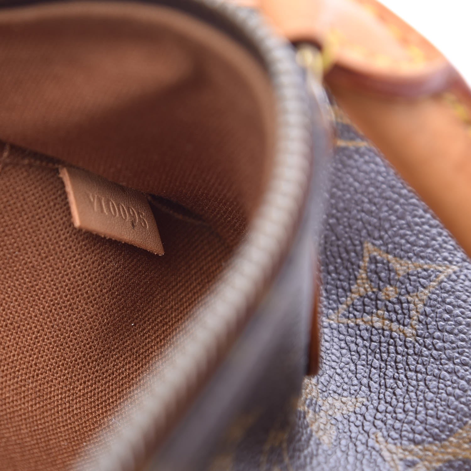 Louis Vuitton Monogram Popincourt 7 of 9