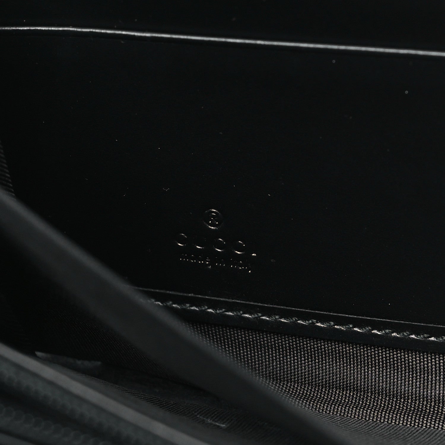 Gucci Guccissima Signature Zip Around Wallet Black 6 of 8