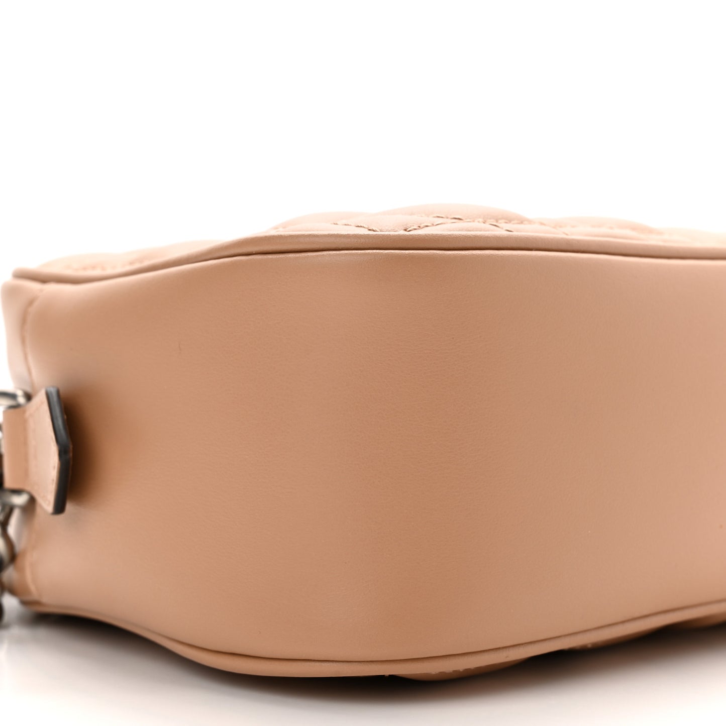 Calfskin Matelasse Aria Small GG Marmont Chain Shoulder Bag Camelia